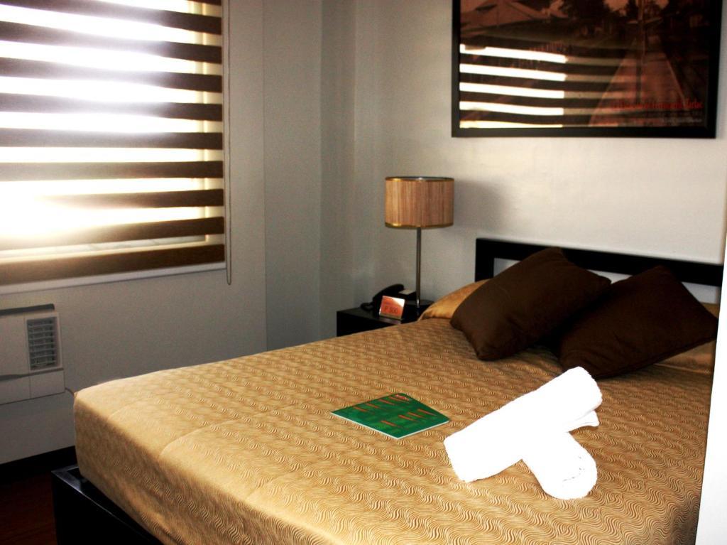 L Square Hotel Tarlac City Zimmer foto